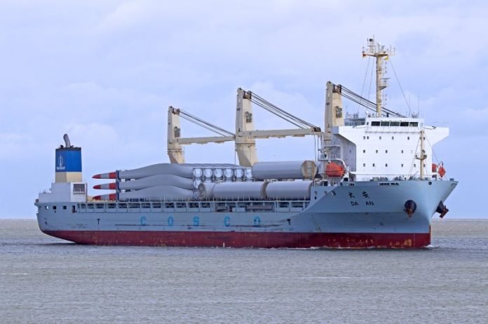 Cosco обошла BBC Chartering по общему дедвейту флота