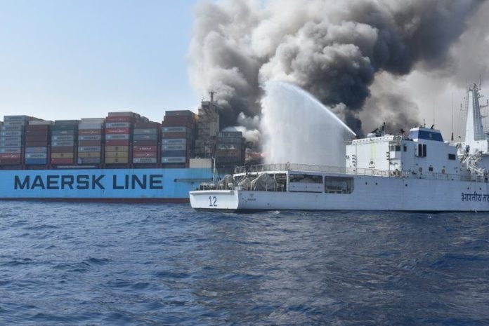 Пожар на Maersk Honam: есть погибшие