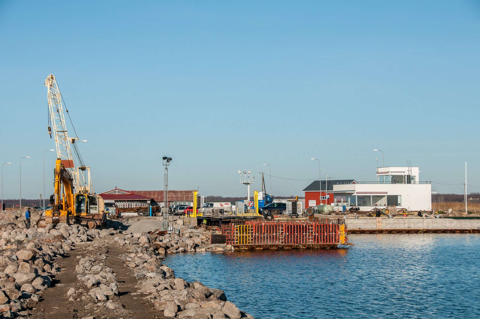 Судно «Kihnu Virve» зацепило морское дно в порту Муналайд