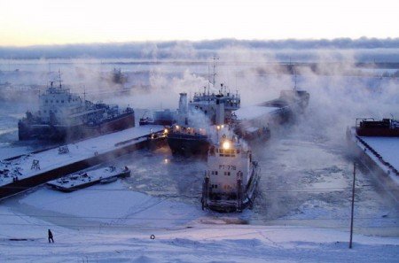 В России расследуют столкновение двух судов