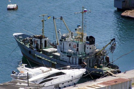 В российском порту «протекал» теплоход