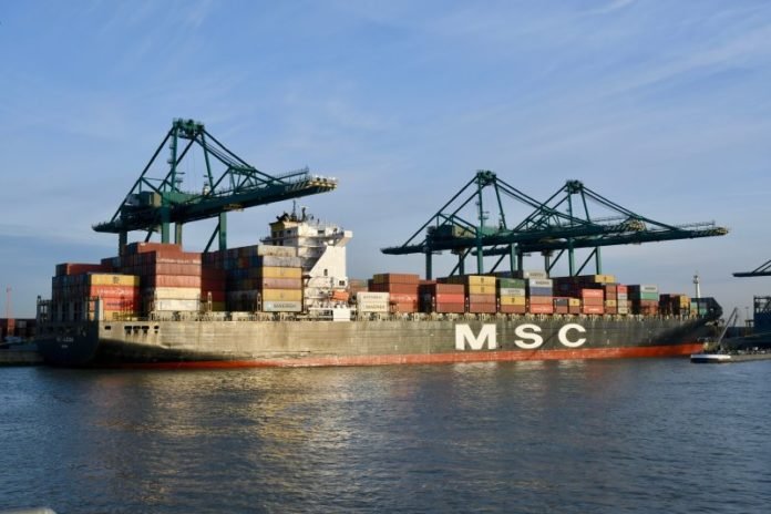 MSC не будет перевозить российские грузы