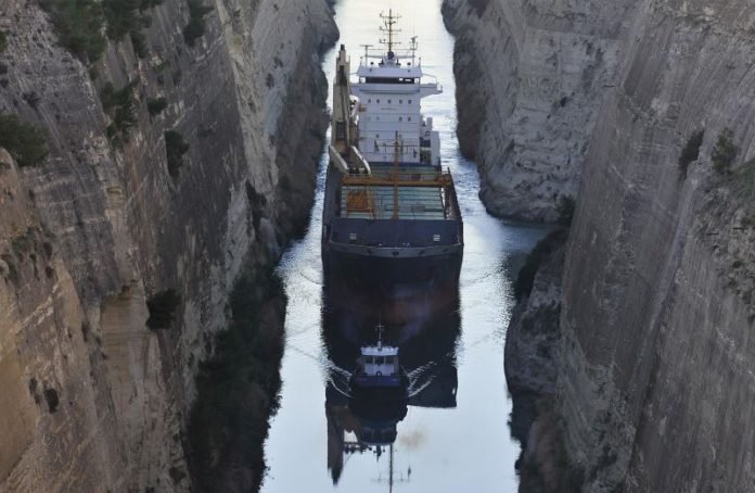 В числе похищенных в Нигерии моряков могут быть украинцы