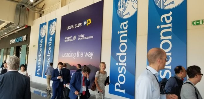 В Греции прошла выставка, посвященная судоходству и судостроению