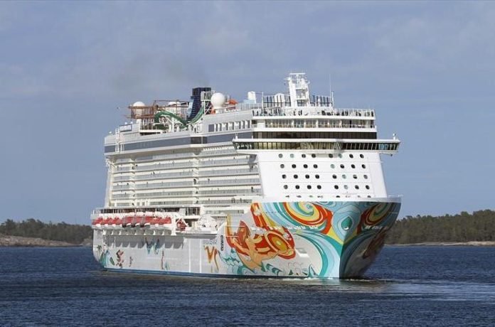 Человек за бортом: у берегов Кубы спасли филиппинца