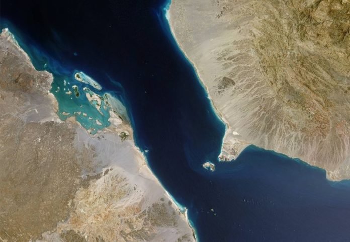 Саудовская Аравия: поставки нефти через Баб-эль-Мандебский пролив прекращены