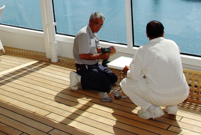 Филиппинцы теряют рабочие места в морской отрасли