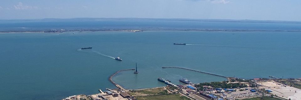 Проверка судов по-новому: заглядывают в каждую каюту и проводят фейс-контроль