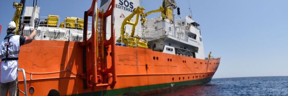 Скандальный Aquarius «изгнали» из Средиземного моря