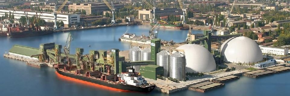 Строительство морпорта будет кредитовать бизнесмен без уставного фонда?