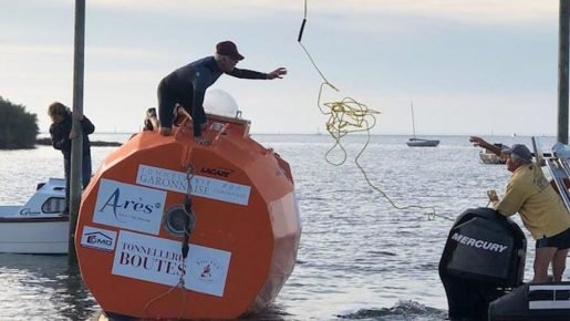 Зачем моряку судно, когда есть бочка (ФОТО)