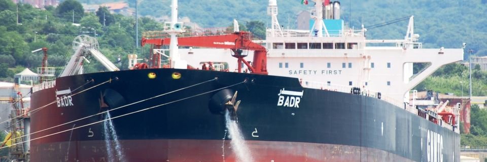Захват танкера BADR:неизвестные сначала угрожали экипажу, а потом его выгнали