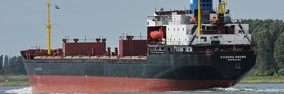 Российский судовладелец набедокурил, а страдают — моряки