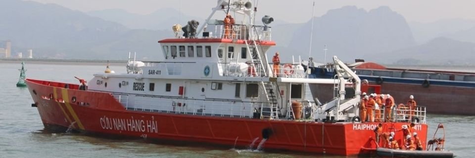 Тело капитана нашли в каюте после того, как его судно раскололось и затонуло