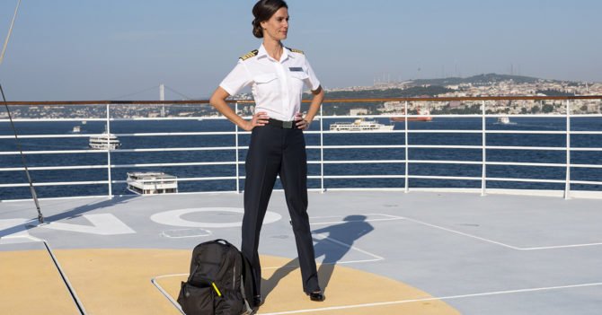 Морячки вытесняют мужчин с транспортного сектора?