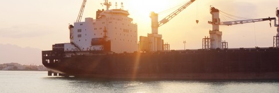 Судов у Греции больше всех, а моряков уважать — не могут