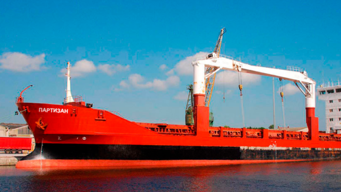 «Допартизанились»: корейцы отказываются бункеровать российское судно