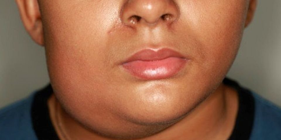 Два месяца карантина: моряков в Персидском заливе подставила «свинка»