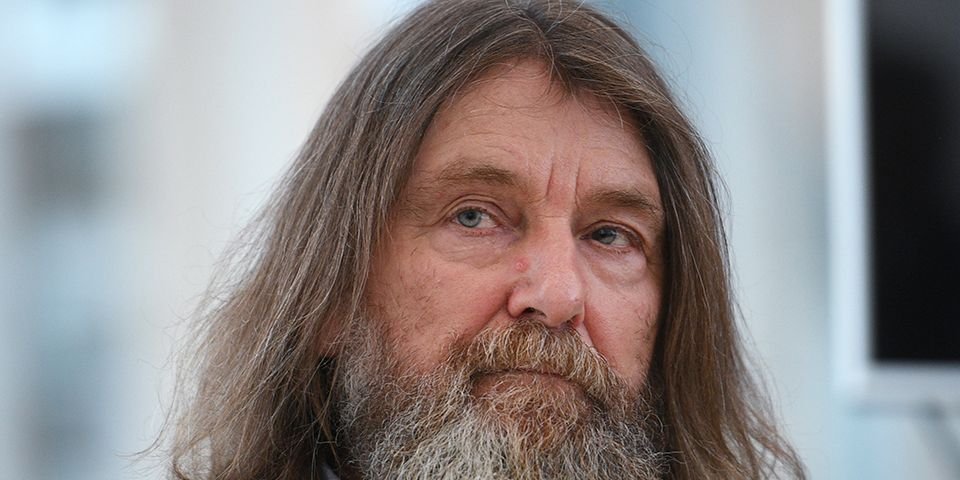 Судно известного мореплавателя впервые за всю кругосветку одолел шторм