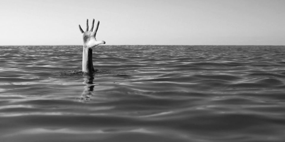 Ослушался капитана, не одел жилет, упал за борт и пропал