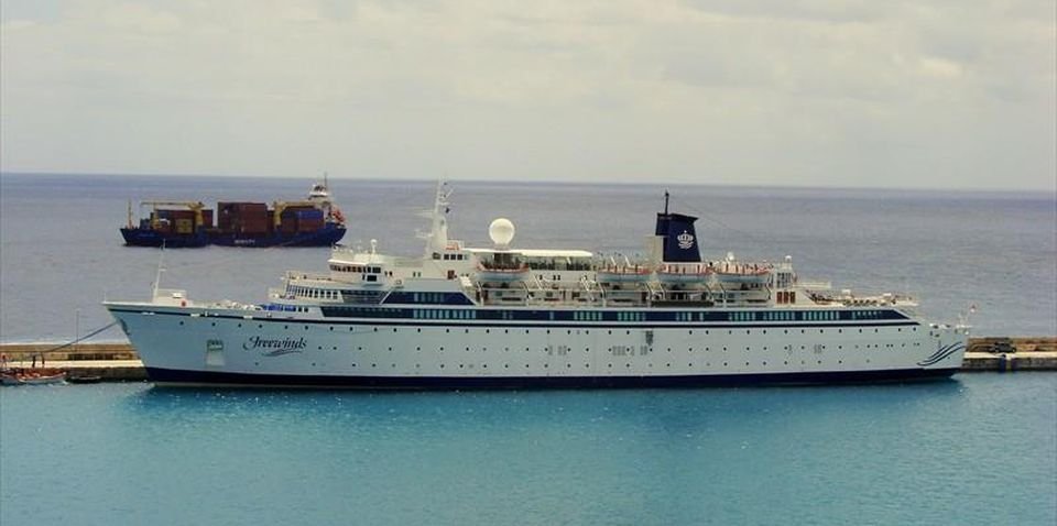 Судно отправили на карантинную стоянку из-за вспышки кори