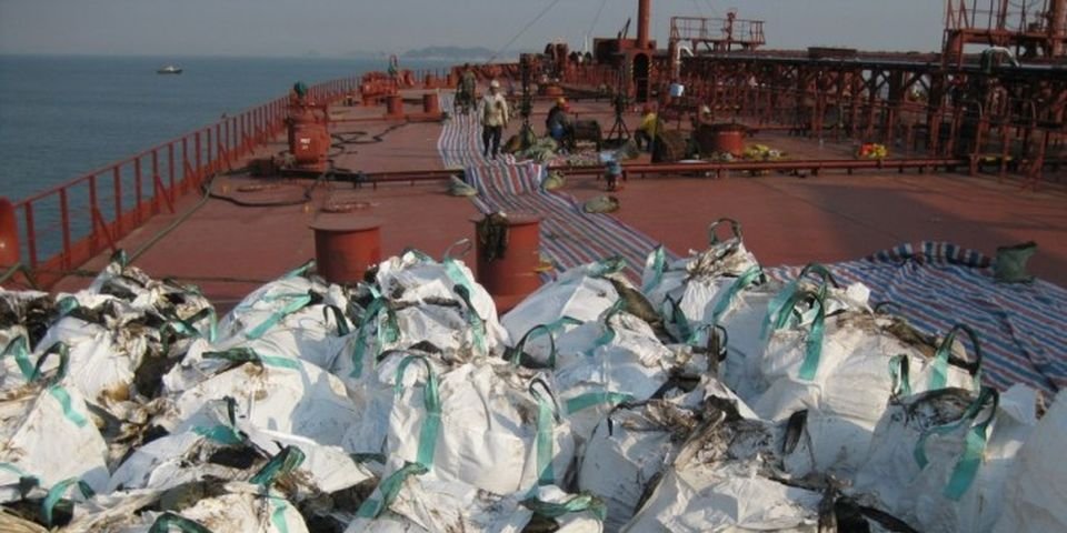 Моряк — в десятке самых опасных профессий