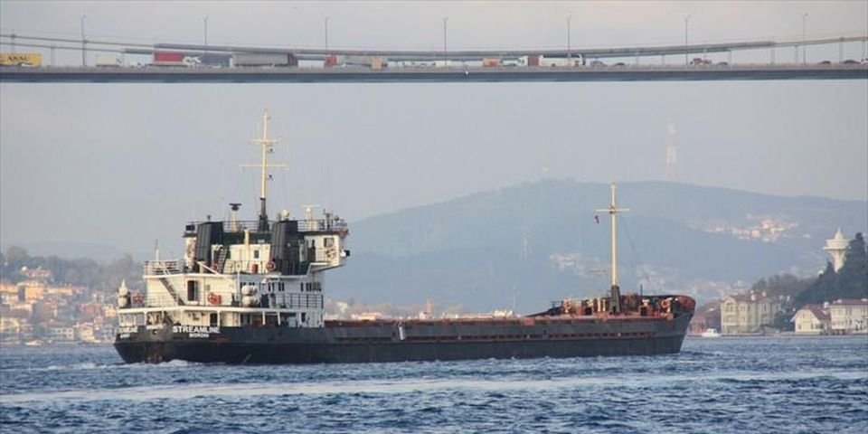 С судна сняли арест, но долги морякам раздадут, когда его купят