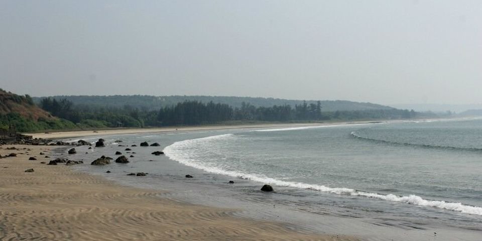 Сразу три судна начали тонуть в Аденском заливе