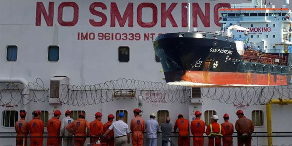 Цена свободы четырех украинских моряков — 14 000 000 долларов?