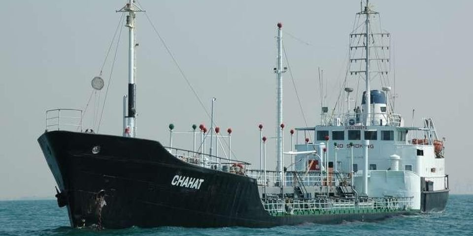 Моряков с задержанных судов отпускают, но суда — оставляют