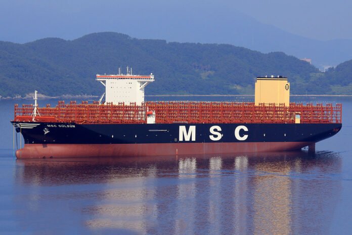 MSC приняла самый крупный контейнеровоз в мире