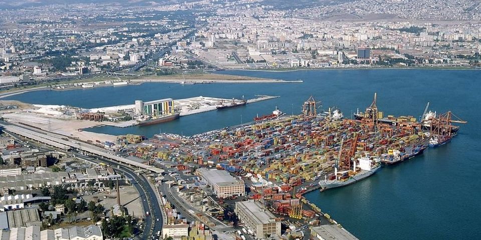 На судне скончался кадет, который по 20 часов в день чистил танки