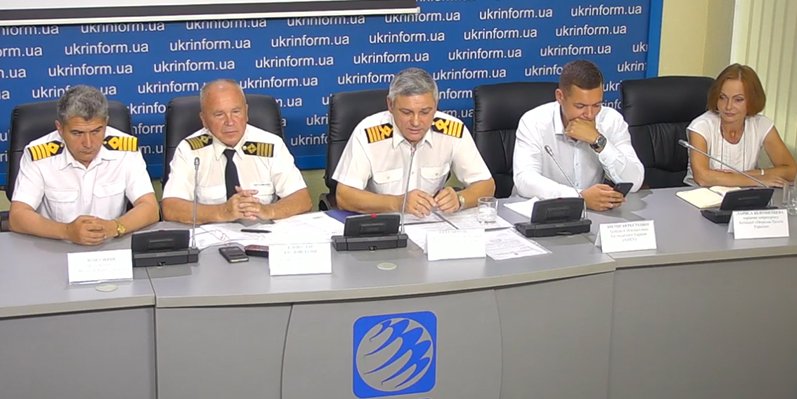 Аппетиты растут: штат Морадминистрации Украины в 13 раз больше, чем в Германии