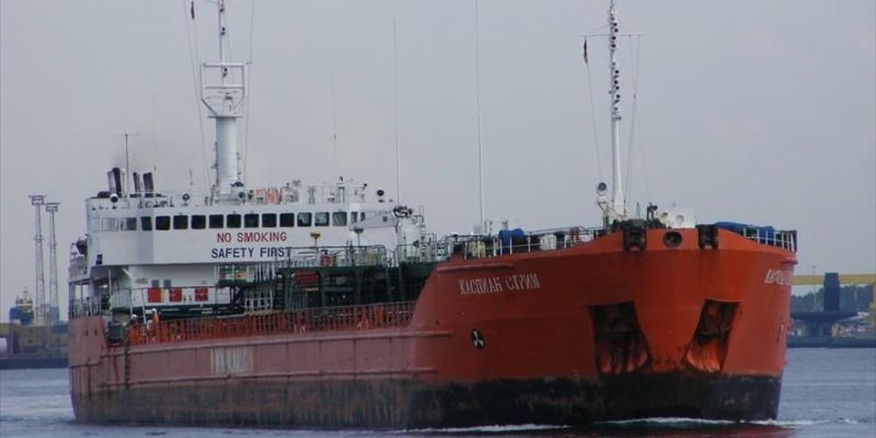 Политика «No smoking» на борту обезопасит моряка и всё судоходство