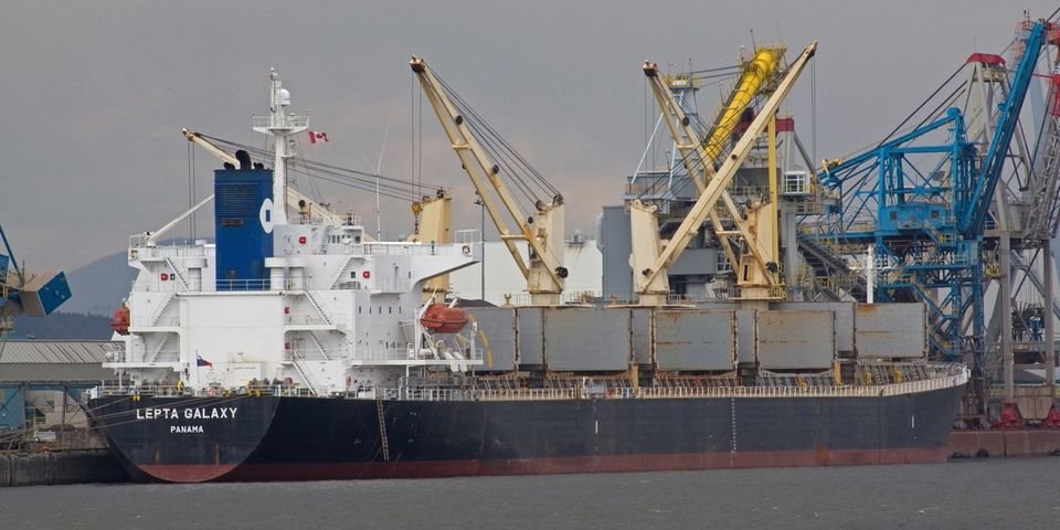 Пропавшее судно с 25-ю моряками могло затонуть: на борту — никелевая руда