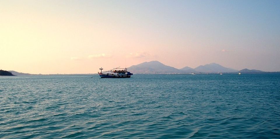 Во время захвата пиратами судна погибли моряки