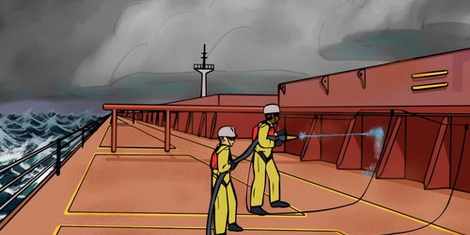 Капитан заставил боцмана с кадетом выполнять низкоприоритетную работу в непогоду