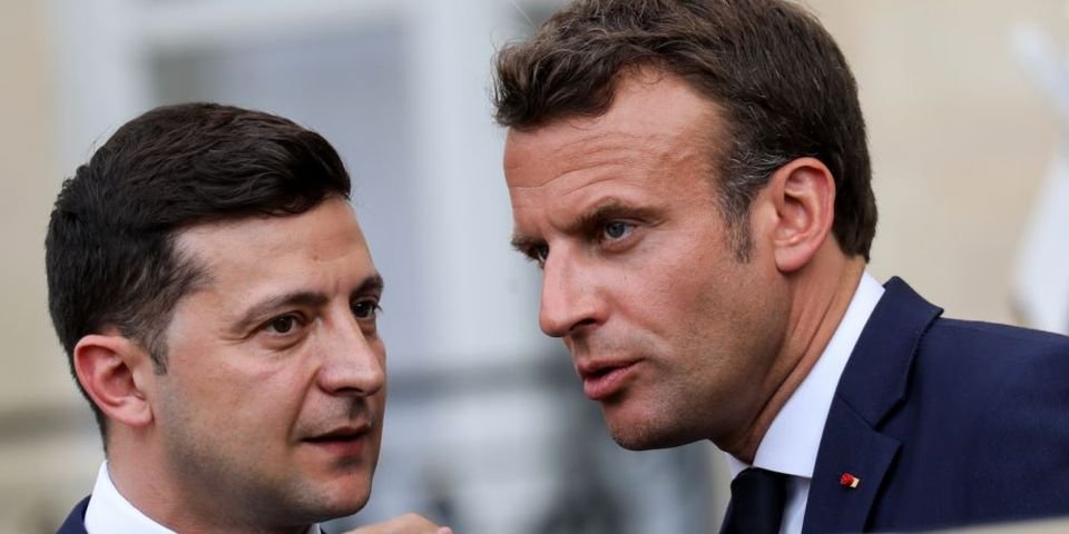 Официальная Украина попросила Францию продолжить искать наших моряков