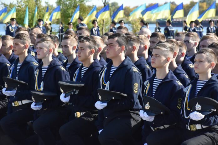 Посвящение в курсанты: клятва верности стане, профессии и традициям ХГМА