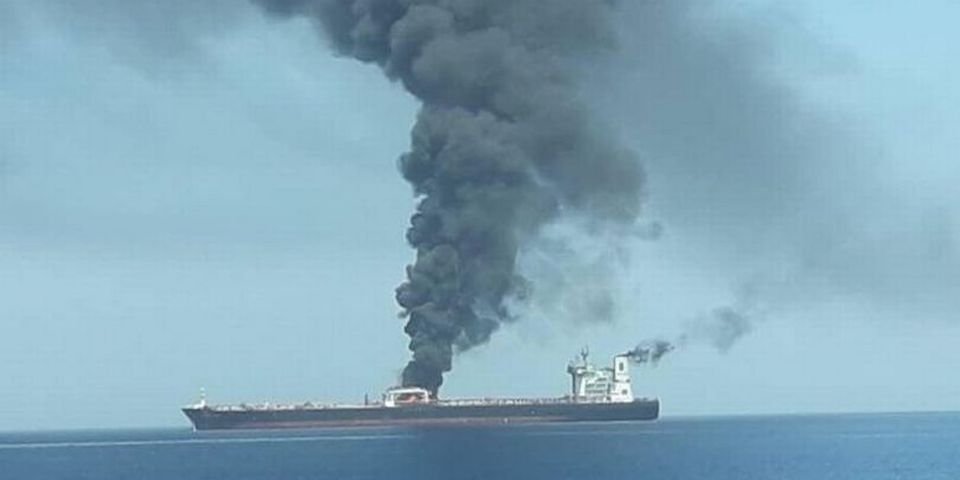 Вблизи порта Джидда подорвали танкер