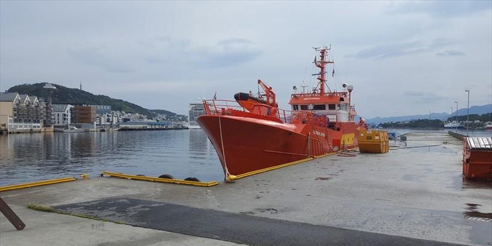 У 2-го механика из Украины случился инфаркт, но помощь ему никто не оказал