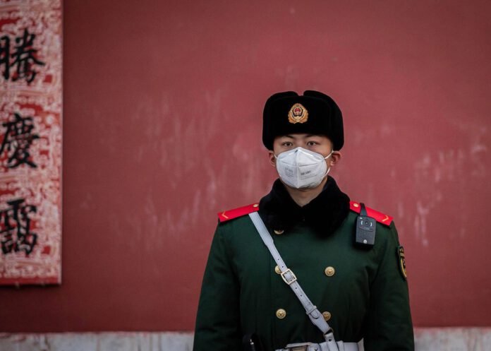 Сингапур: моряков проверяют на наличие коронавируса из Китая