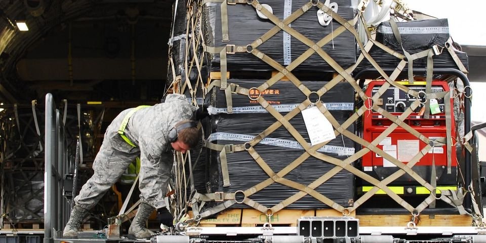 Спасти жизнь: Морякам с 2020 года запрещено выполнять работу докеров