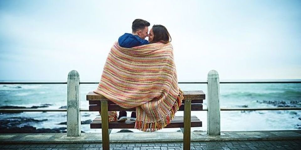 Выбор моряка: выгнать жену на работу или закрыть в «золотой клетке»?