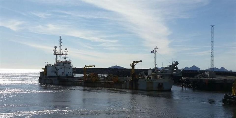 Захваченных в плен моряков силой забрали у агрессивных пиратов