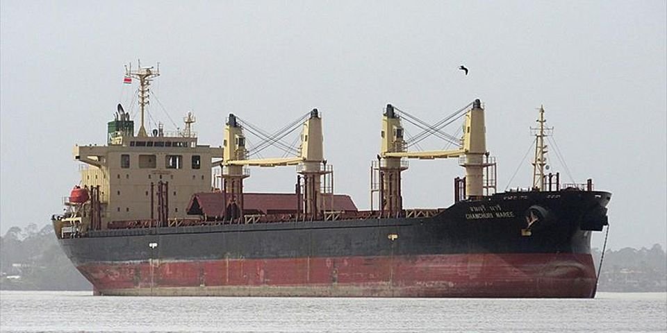 На балкере в Бразилии моряк умер из-за «респираторных проблем»