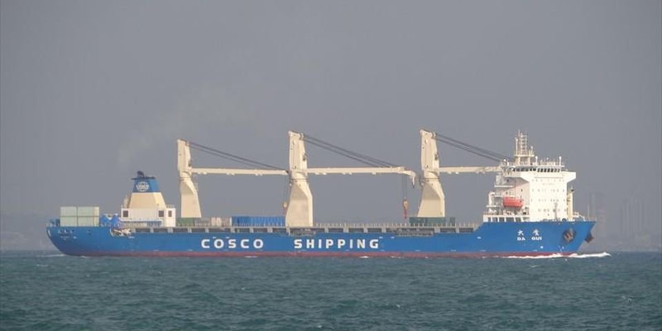 На судне в грузовом отсеке трагически погиб мужчина