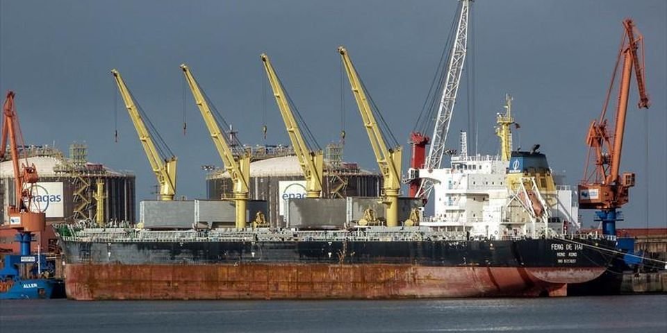 Капитан судна, которое идёт в Николаев, умер от коронавируса