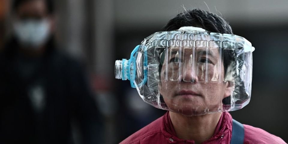 Коронавирусное сумасшествие: с судов снимают моряков с малейшими признаками простуды