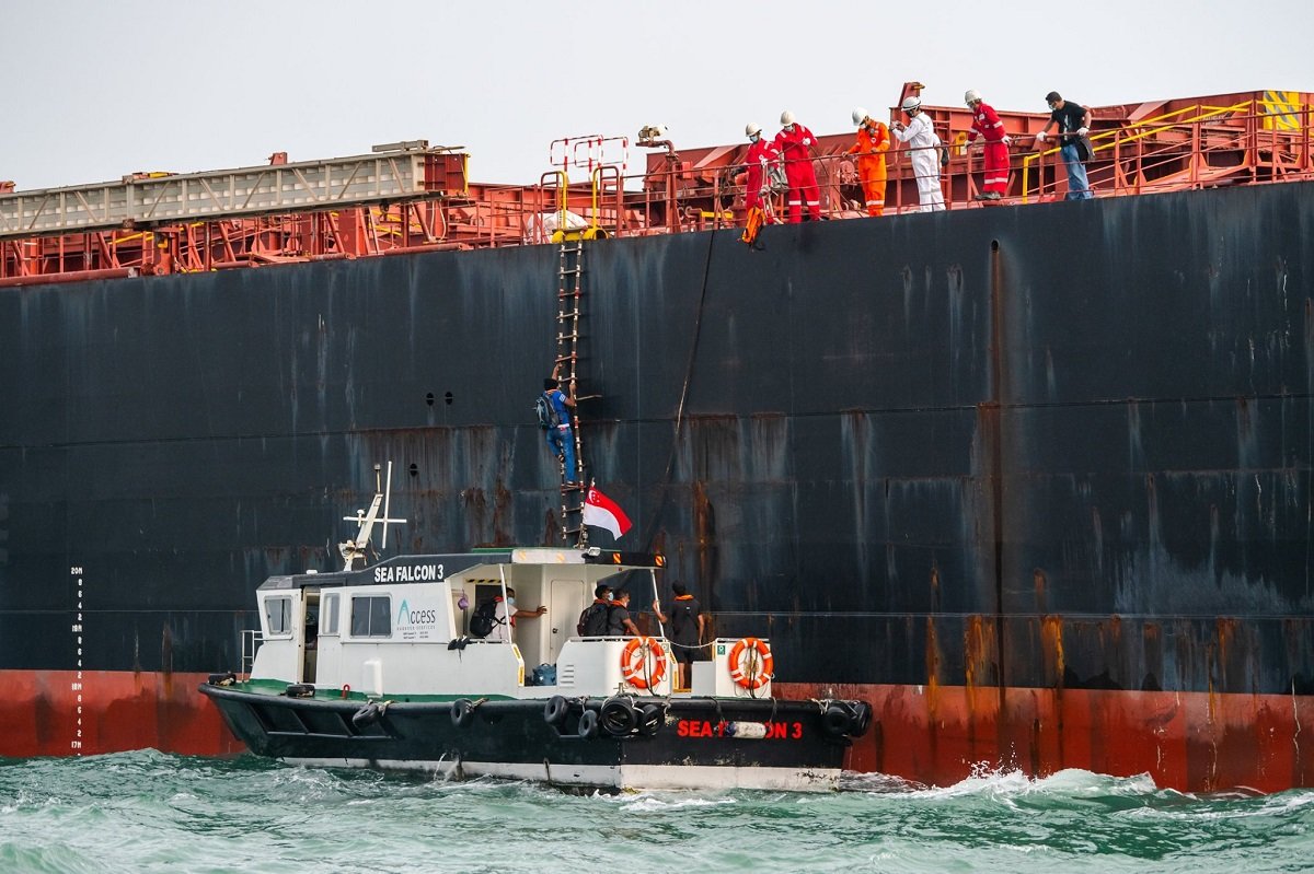 Смены моряков на новый лад: теперь условия диктует пандемия